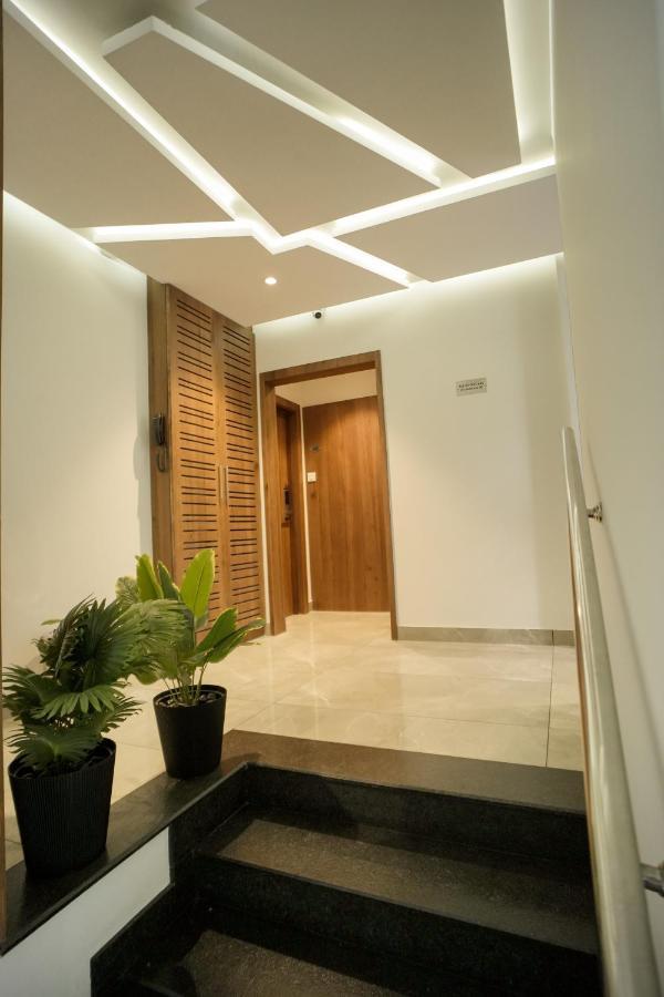 Sulu Residency Otel Kochi Dış mekan fotoğraf