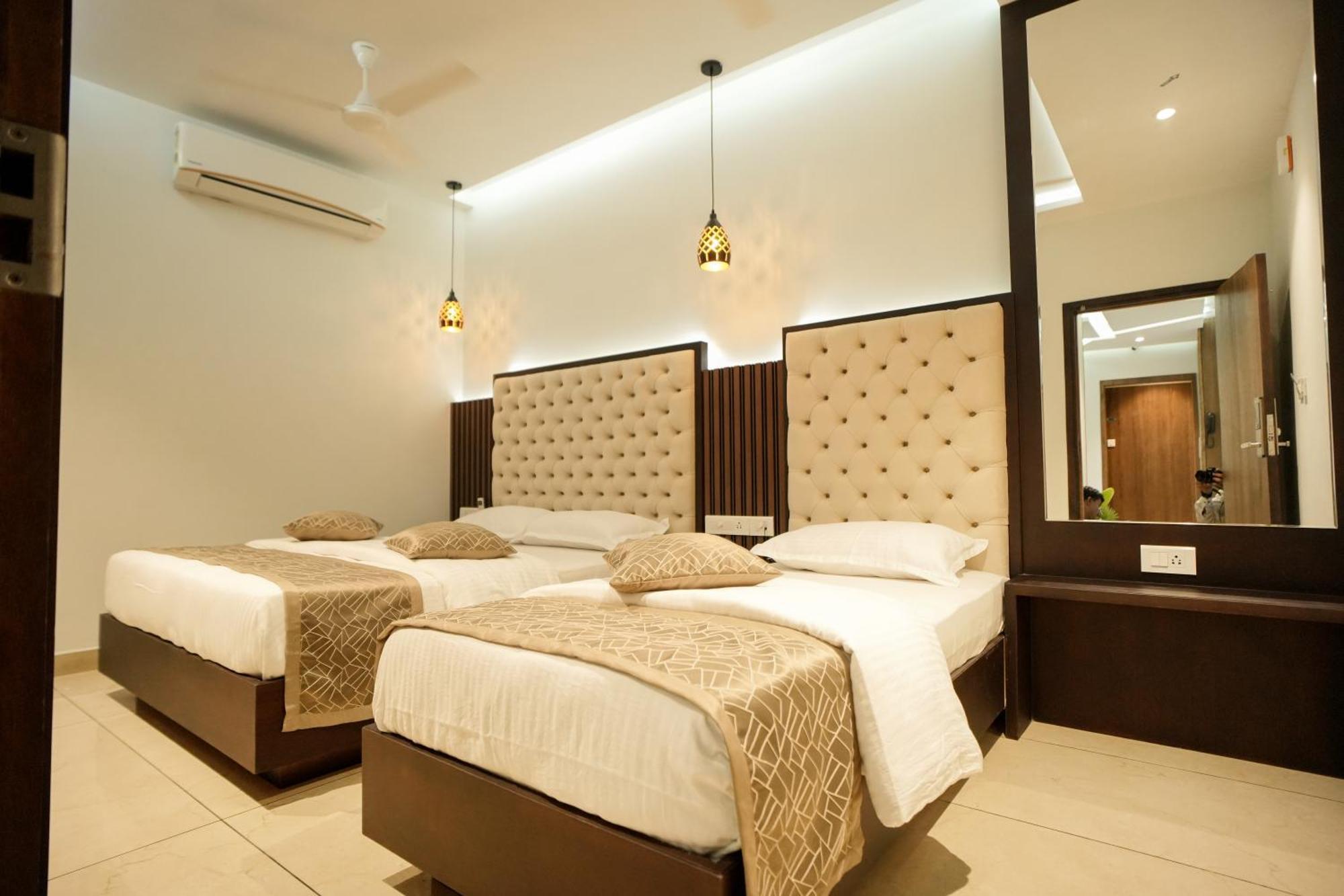 Sulu Residency Otel Kochi Dış mekan fotoğraf